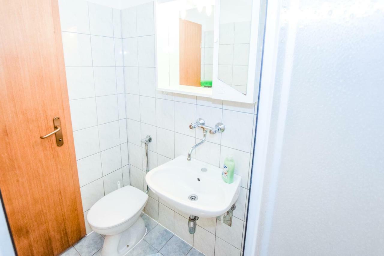 Apartment Darinka Pula Buitenkant foto